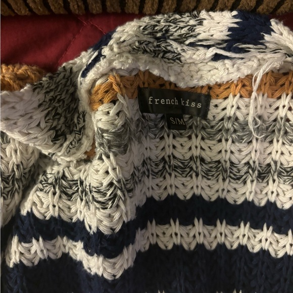 Long knitted cardigan with stripes - Picture 2 of 4